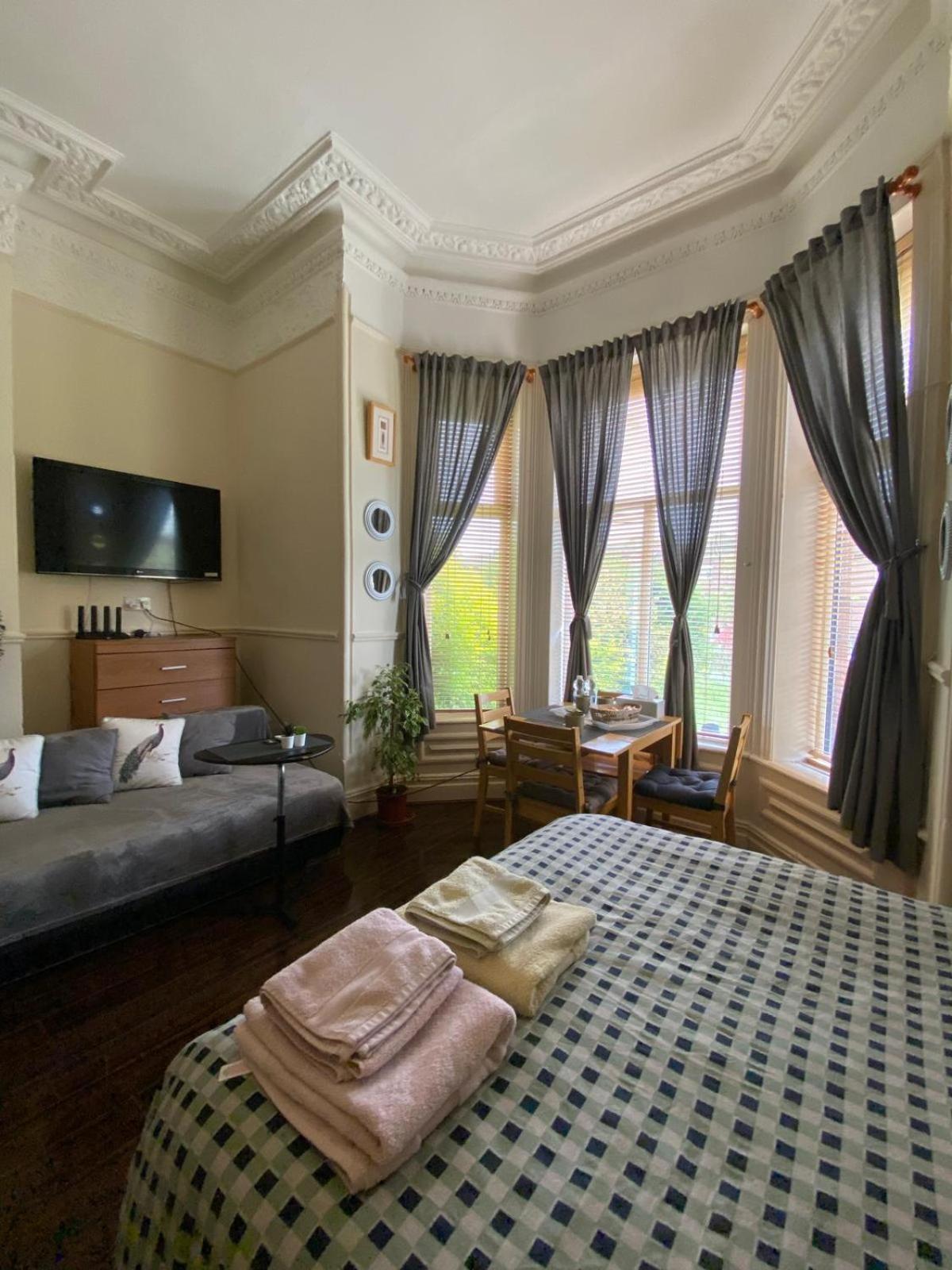 Apartment Spacious Victorian *